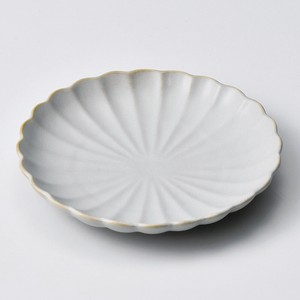 Main Plate Porcelain 17cm Made in Japan