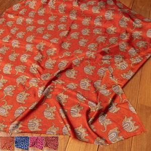 〔各色あり〕〔1m切り売り〕インドの伝統と不思議が融合　おもしろ　かわいいデザイン布　ゾウさん〔約111c