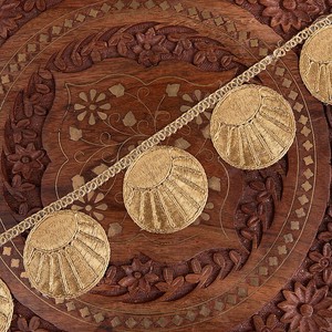 チロリアンテープ　メーター売 - 金糸が美しい　更紗模様のゴータ刺繍〔幅:約5cm〕 - 日の出