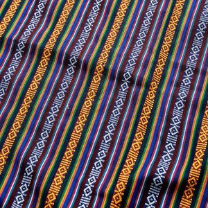 〔テーブルクロスサイズ〕ネパール織り生地のマルチクロス - 149cm x 200cm