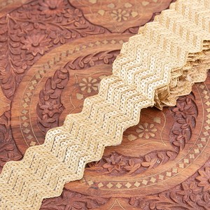チロリアンテープ　メーター売 - 金糸が美しい　更紗模様のゴータ刺繍〔幅:約6cm〕 - さざ波