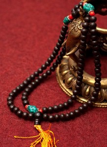 ネパールの数珠 - 木製(黒)