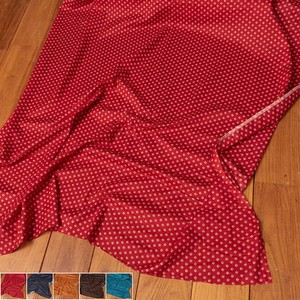 〔各色あり〕〔1m切り売り〕インドの伝統模様布〔約105cm〕