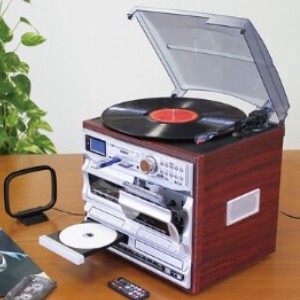 CD録音が出来るレコードプレーヤー　レコード・カセット・CDラジオ・デジタル再録機能全部入り