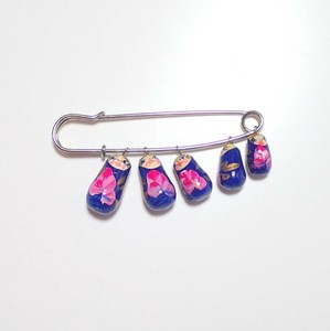 マトリョーシカ風ピンブロ—チ（ロシア輸入)