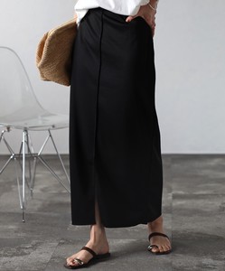 Pre-order Skirt Slit Front black