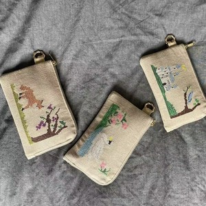 【pine tail】Fairy tail embroidery Flat Pouch　インスリン　ポーチ　マルチ　ポーチ