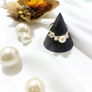 Gold-Based Ring Pearl Bijoux Rings