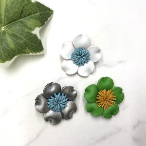 Brooche Leather Flowers