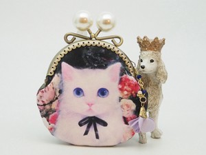 「リボンとピンク猫」がま口ポーチ・コインケース（口金8.5センチ）
