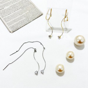 Pierced Earring Simple