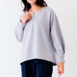 Sweater/Knitwear Pearl Pullover Keyhole Neck