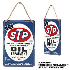 ハンギング エンボス メタルサイン STP OIL TREATMENT【ブリキ看板】