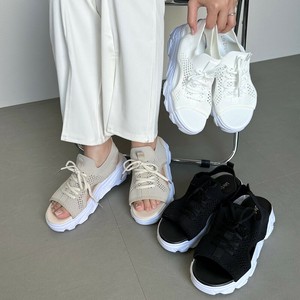 即納【2025新作】人気デザイン!!★WEB限定★レースアップメッシュスポーツサンダル　フラット　スニサン