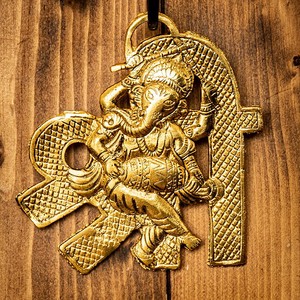 〔壁掛けタイプ〕インドの神様ウォールハンギング - 太鼓ガネーシャ - 11cm