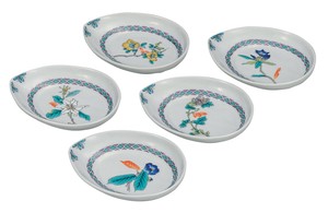 日本の伝統工芸品【九谷焼】 4.8号皿揃 草花絵変り   (K9-80) (K8-58)