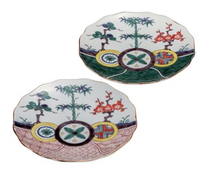 日本の伝統工芸品【九谷焼】 6号組皿 割取松竹梅  銀泉窯 (K9-398) (K8-380)