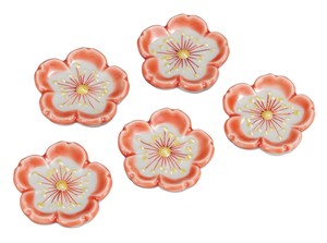 日本の伝統工芸品【九谷焼】 箸置 桜   (K9-442) (K8-419)