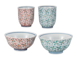 日本の伝統工芸品【九谷焼】 睦揃 花紋   (K9-586) (K8-521)