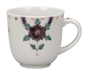 日本の伝統工芸品【九谷焼】 マグカップ 牡丹文  銀泉窯 (K9-983) (K8-895)