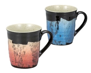 日本の伝統工芸品【九谷焼】 ペアマグカップ 銀彩   (K9-1042) (K8-948)