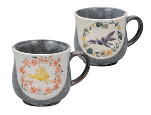 日本の伝統工芸品【九谷焼】 ペアマグカップ 丸文うさぎ  新川敦子 (K9-1061) (K8-963)