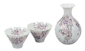 日本の伝統工芸品【九谷焼】 酒器 桜花文  新田智子 (K9-1260) (K8-1178)