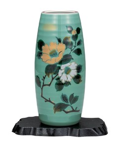 日本の伝統工芸品【九谷焼】 8.5号花瓶 金銀山茶花 台付  (K9-1320) (K8-1230)