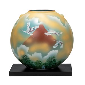 日本の伝統工芸品【九谷焼】 7号花瓶 赤富士に鶴 台付  (K9-1390) (K8-1289)