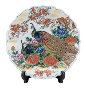 日本の伝統工芸品【九谷焼】 10号飾皿 牡丹孔雀 皿立付  (K9-1421) (K8-1324)