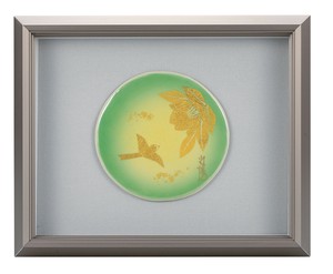 日本の伝統工芸品【九谷焼】 陶額 金箔花鳥  山田登陽志 (K9-1439) (K8-1343)