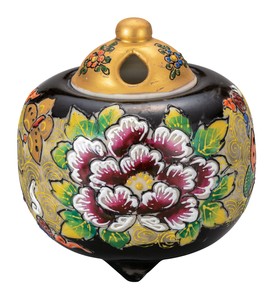 日本の伝統工芸品【九谷焼】 K8-1381 3.5号香炉 黒盛花と蝶