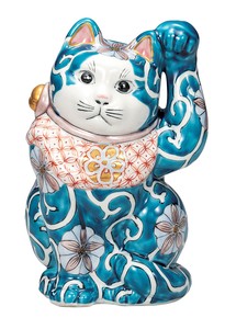日本の伝統工芸品【九谷焼】 6.5号招き猫 色絵唐草  佐藤剛志 (K9-1653) (K8-1545)