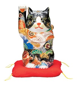 日本の伝統工芸品【九谷焼】 7号招き猫 吉祥盛 布団付  (K9-1655) (K8-1546)