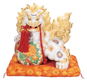 日本の伝統工芸品【九谷焼】 K8-1674 13号牡丹獅子 白盛 房・布団付