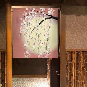【受注生産のれん】しだれ桜と月 85×丈90cm【日本製】和柄 和風 コスモ 目隠し