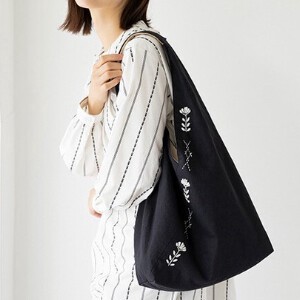 Shoulder Bag black Cotton Embroidered Autumn/Winter 2023