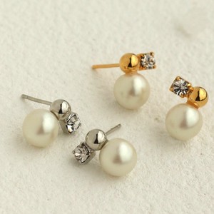 金耳针耳环（黄金） 宝石 珍珠 简洁 日本制造