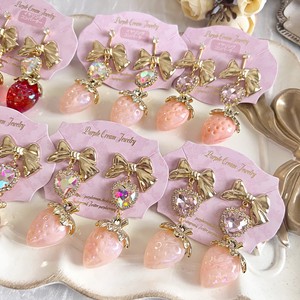 Pierced Earrings Gold Post Gold Earrings earring Pudding Strawberry clip