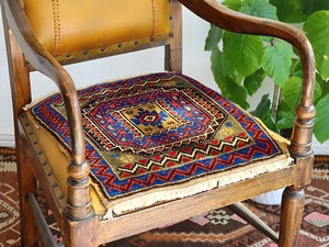 トルコ絨毯 正方形 ミニサイズ　手織りラグ