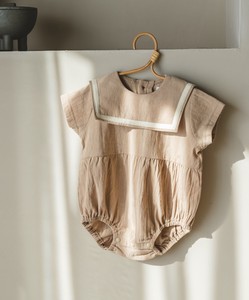 婴儿连身衣/连衣裙