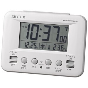 RHYTHM 目覚まし時計 電波 デジタル 暗所 自動 点灯 カレンダー 温度計 付き