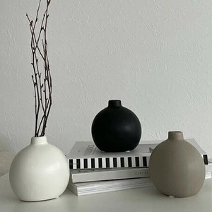 秋冬陶器 丸型 シンプル フラワーベース 花瓶 グレージュ　ブラック ホワイトXJA385