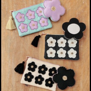 Pouch Flower 3 Colors