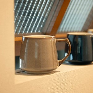 フィーヌ 11.9cmマグカップ ストームグレー(高さ:8.3cm)[日本製/美濃焼/洋食器]