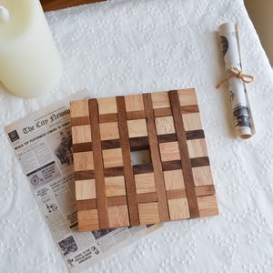 碁盤目パズル　木製パズル　クアドラドス