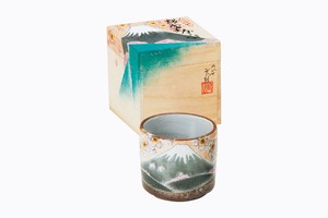 九谷和窯　色いろカップ　春の富士　【日本製 九谷焼 絵付け カップ 贈り物におすすめ】