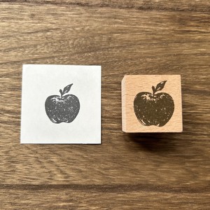 ウッドスタンプ　りんご（塗り）　フルーツ　果物
