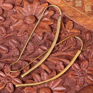 インドのゴールデン　トラディショナル・ピアス　弓形