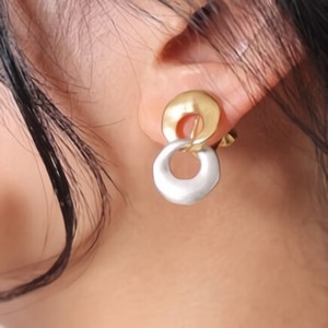 Clip-On Earrings 2-colors 2024 Spring/Summer